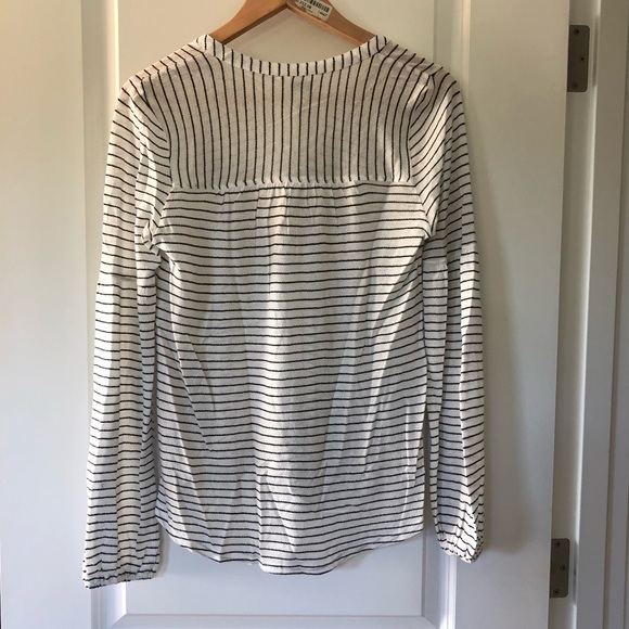 Lucky Brand Striped Button Front Puff Sleeve Top - Picture 4 of 8